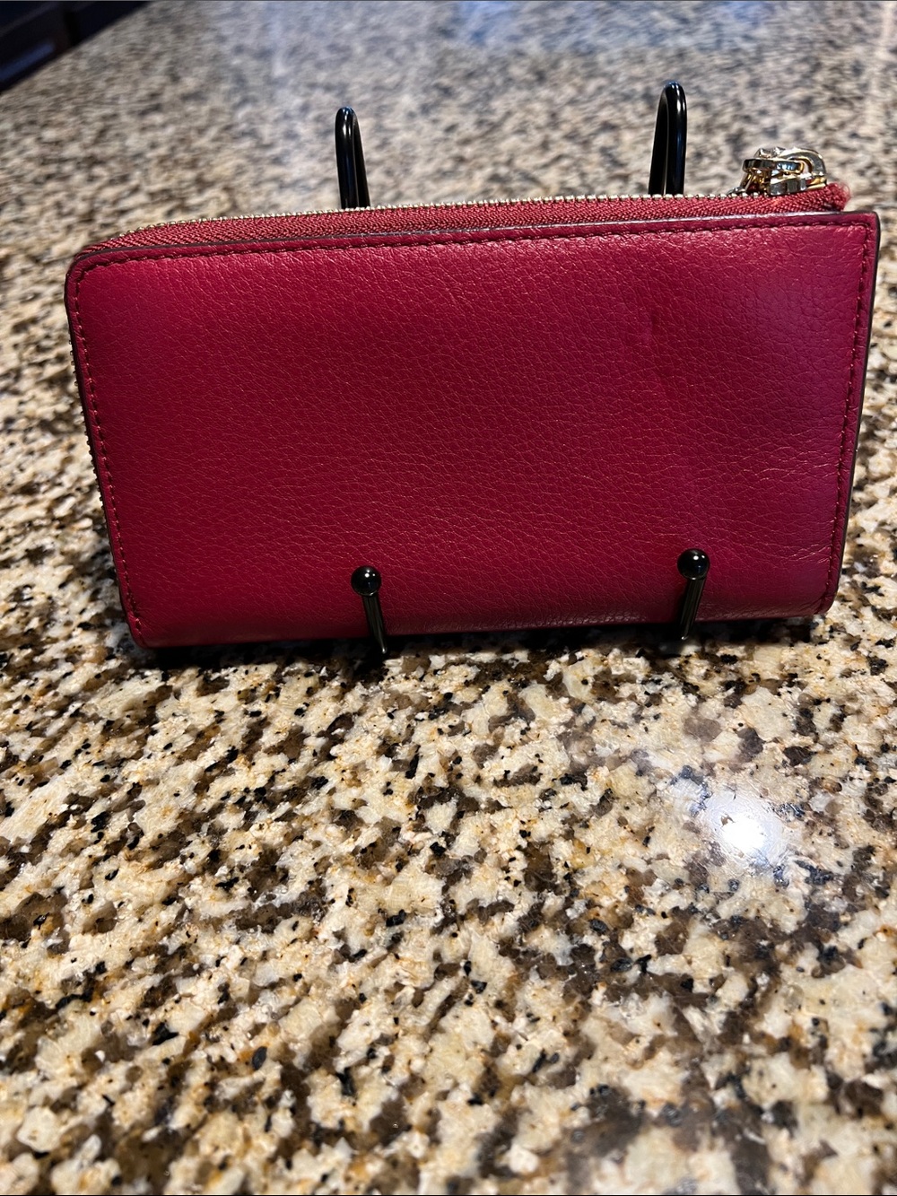 henri bendel Pebbled Chain Wallet in Berry.  LOW START!!! - Picture 2 of 4